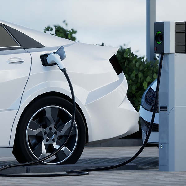 新能源汽車引領(lǐng)的新一波智能化電氣建設(shè)：展固電力助力綠色未來